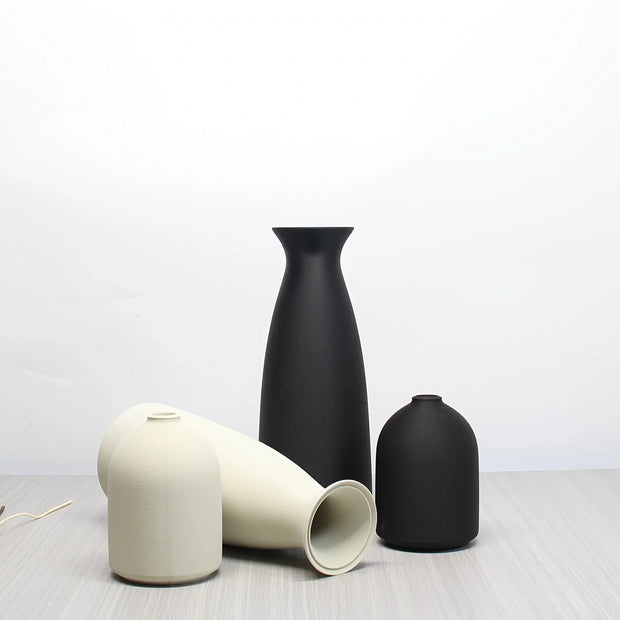 2-Piece Decorative Plastic Vase Set