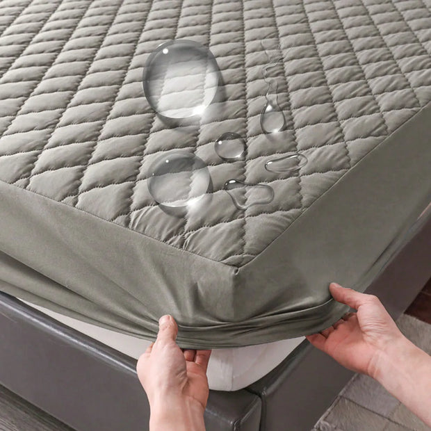 Waterproof Fitted Mattress Protector – 15"–17" Deep Pocket