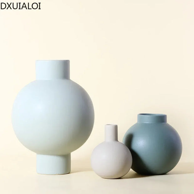 Modern Ceramic Vase – European Style