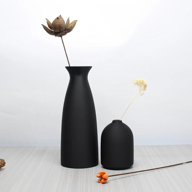 2-Piece Decorative Plastic Vase Set