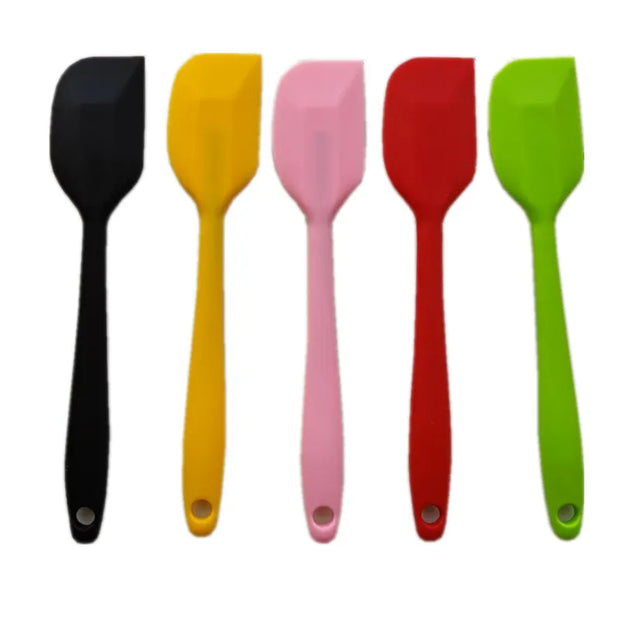 Silicone Pastry Scraper – Heat Resistant, Food-Grade with Steel Core