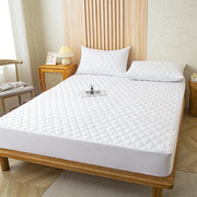 Waterproof Fitted Mattress Protector – 15"–17" Deep Pocket