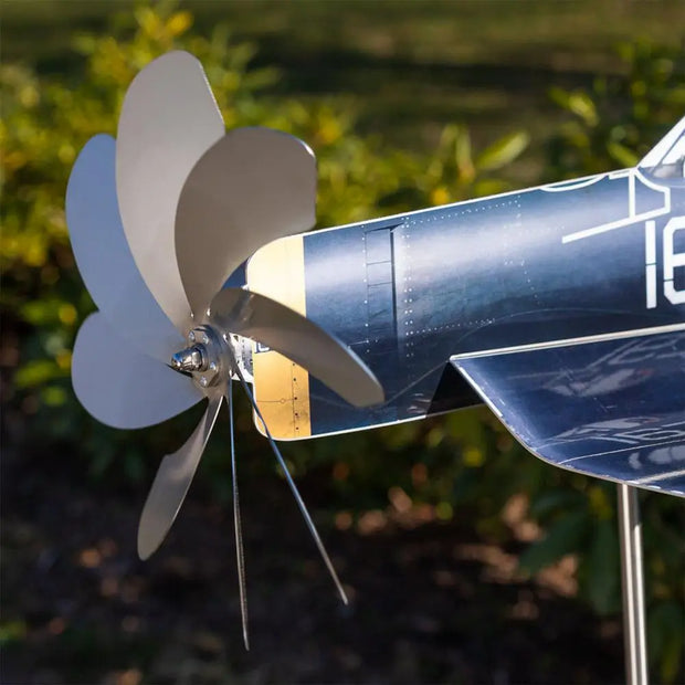 Airplane Wind Spinner – Stainless Steel Garden Decor with Aviation Flair