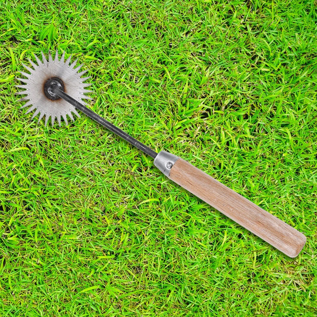 Sunflower Long Handle No-Bend Weeding Tool