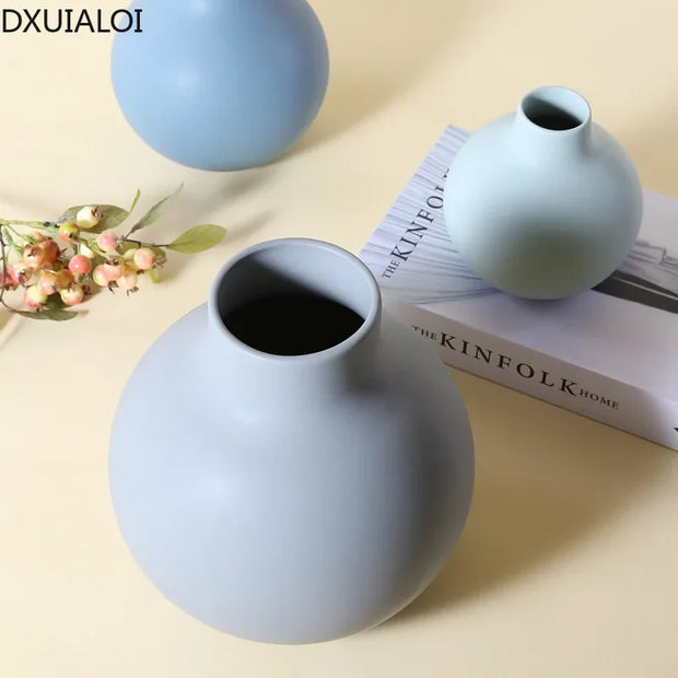 Modern Ceramic Vase – European Style
