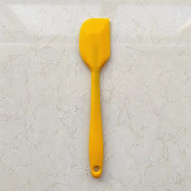 Silicone Pastry Scraper – Heat Resistant, Food-Grade with Steel Core