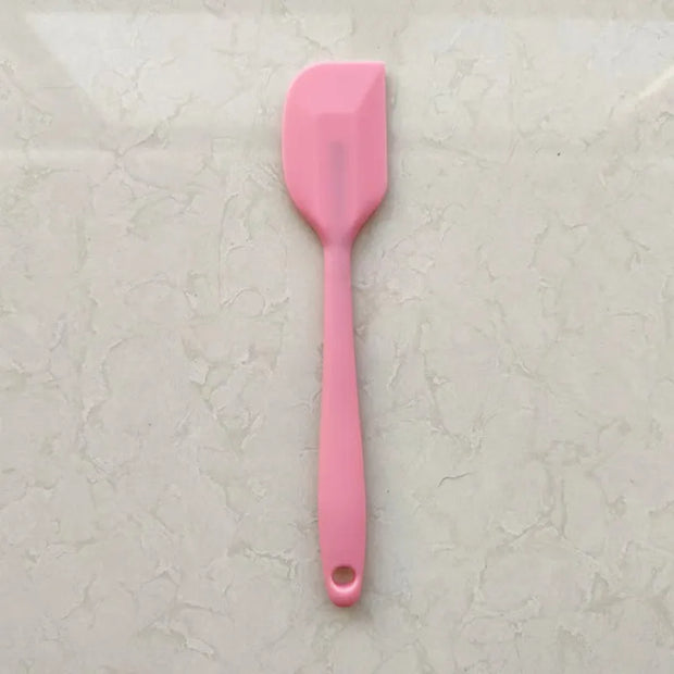 Silicone Pastry Scraper – Heat Resistant, Food-Grade with Steel Core