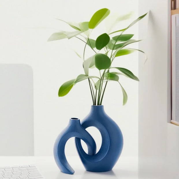 2pcs Nordic Hugging Ceramic Vases Modern Hollow Flower Pots
