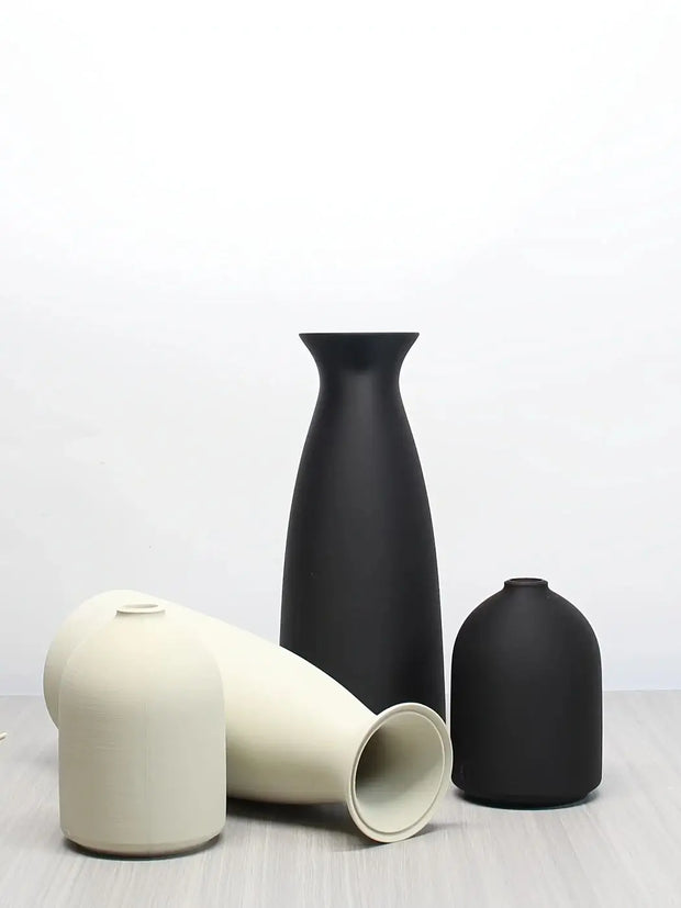 2-Piece Decorative Plastic Vase Set