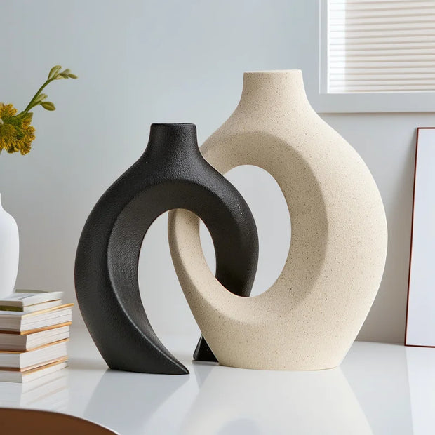 2pcs Nordic Hugging Ceramic Vases Modern Hollow Flower Pots